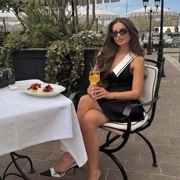 ZARA SHORT PLEATED DRESS SIZE L - Picture 5 of 12